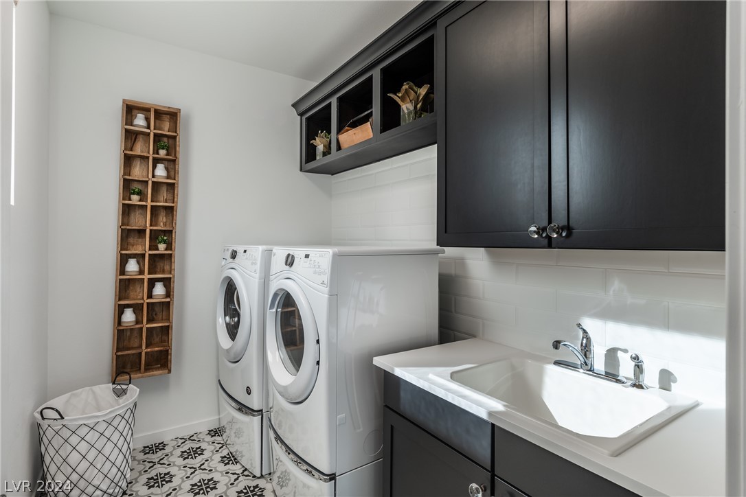 2105 Alto Vista Drive