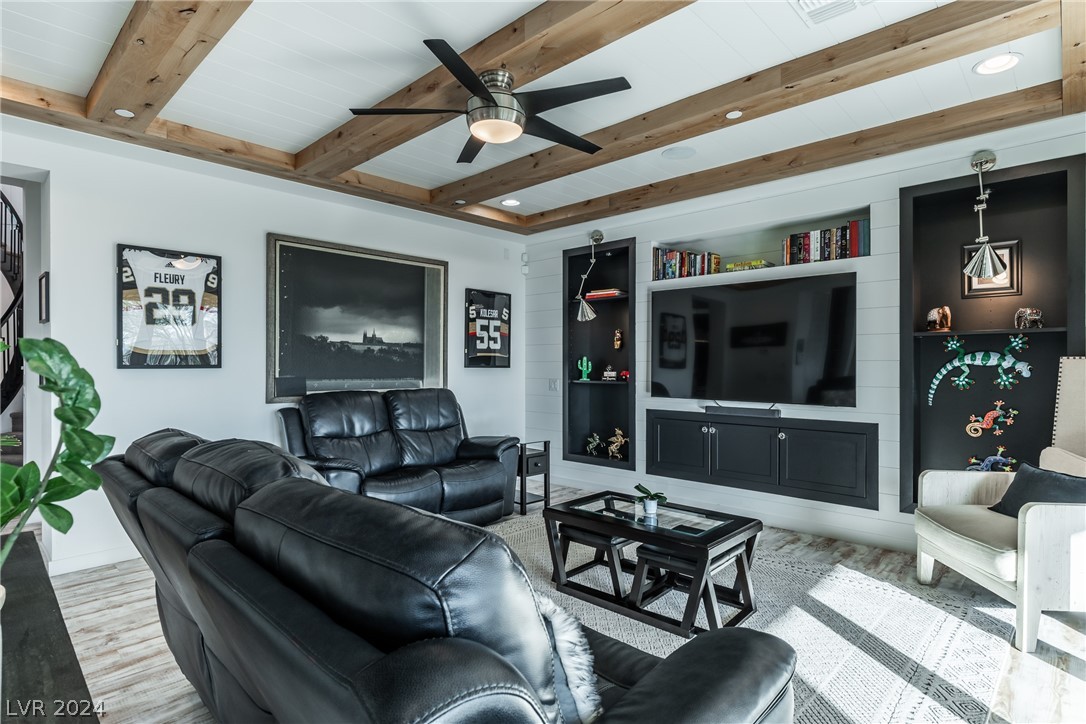 2105 Alto Vista Drive