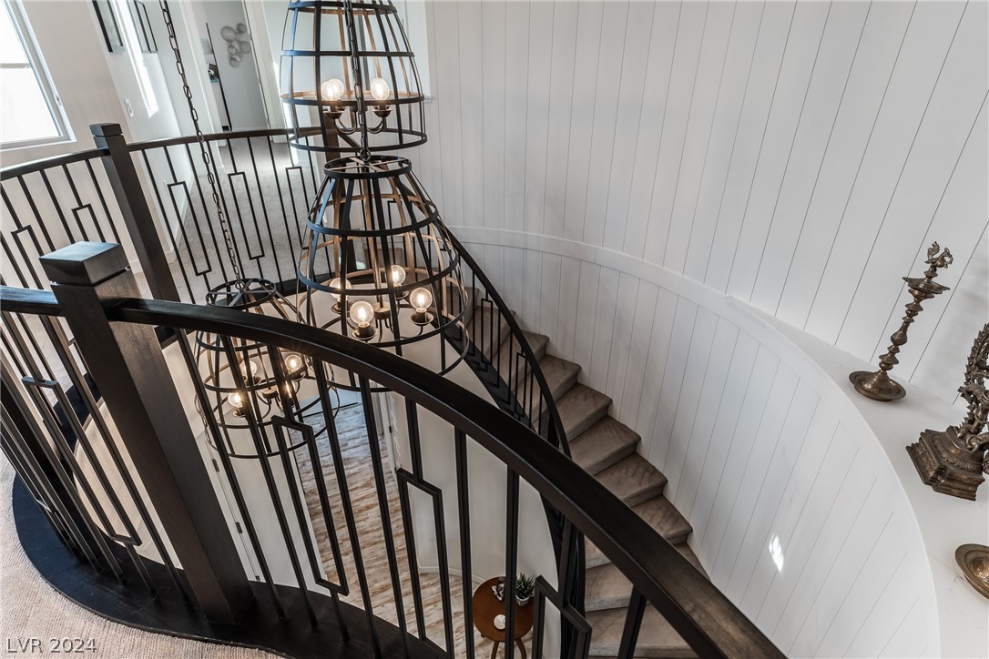 2105 Alto Vista Drive