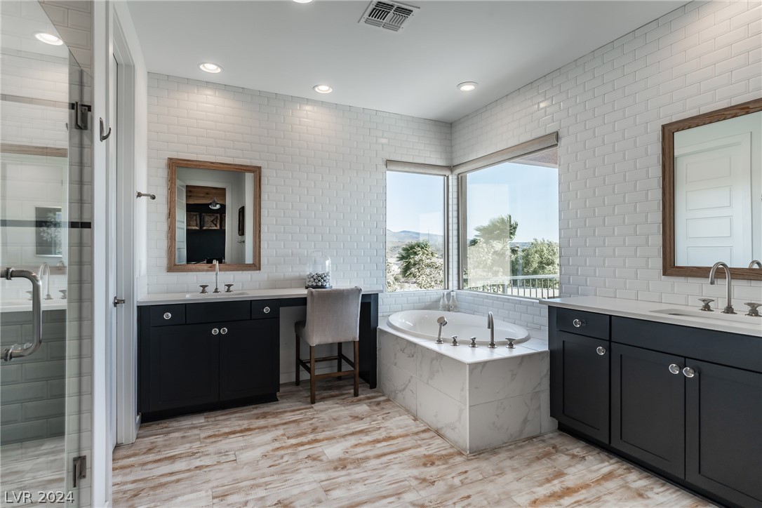 2105 Alto Vista Drive