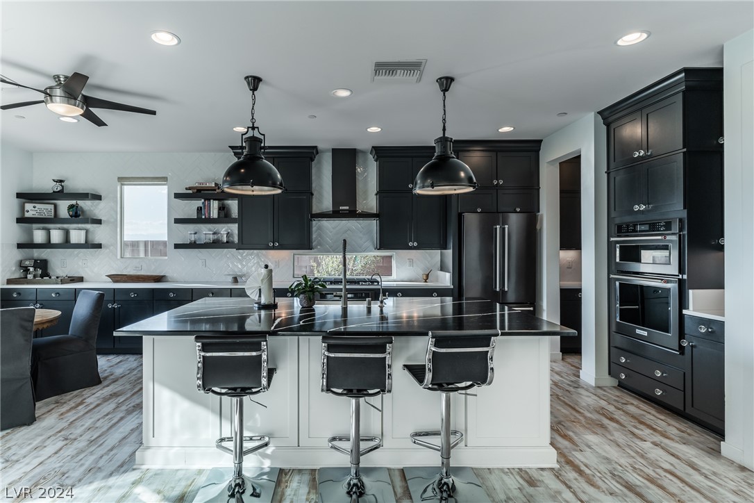 2105 Alto Vista Drive