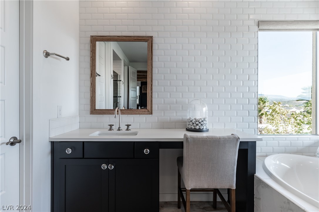 2105 Alto Vista Drive