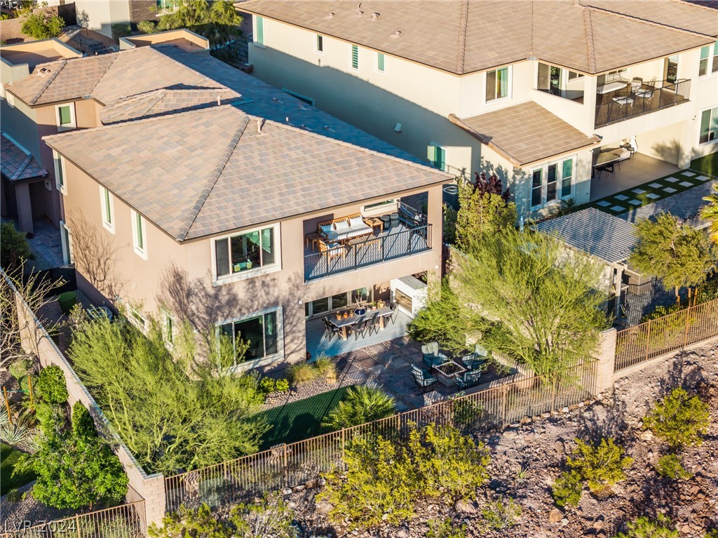 2105 Alto Vista Drive