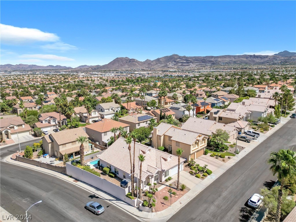 322 Francisco Street