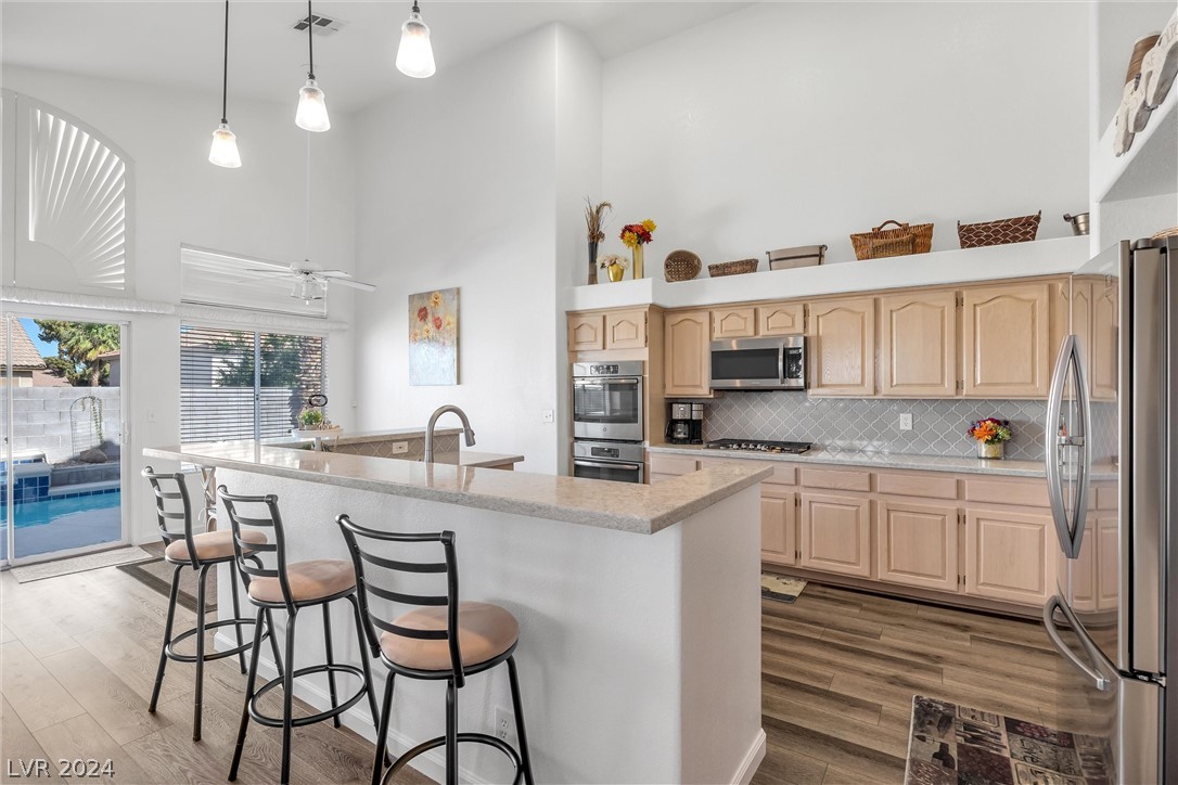 322 Francisco Street