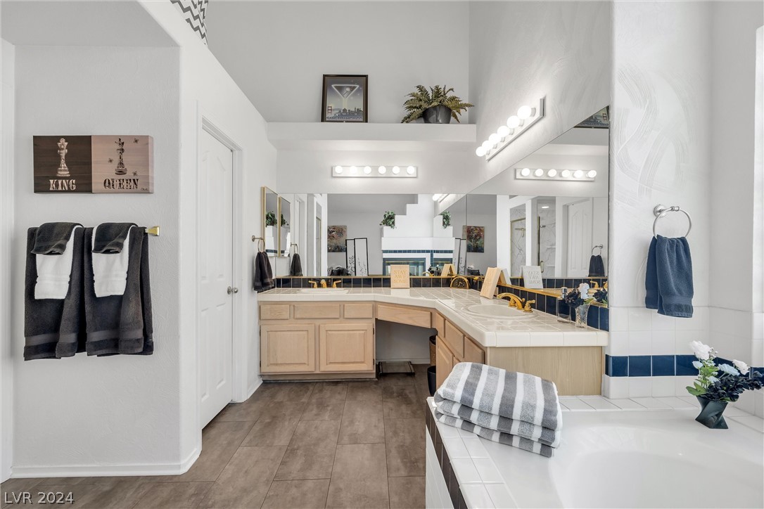 322 Francisco Street