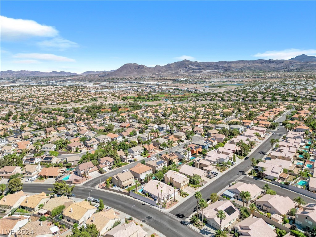 322 Francisco Street