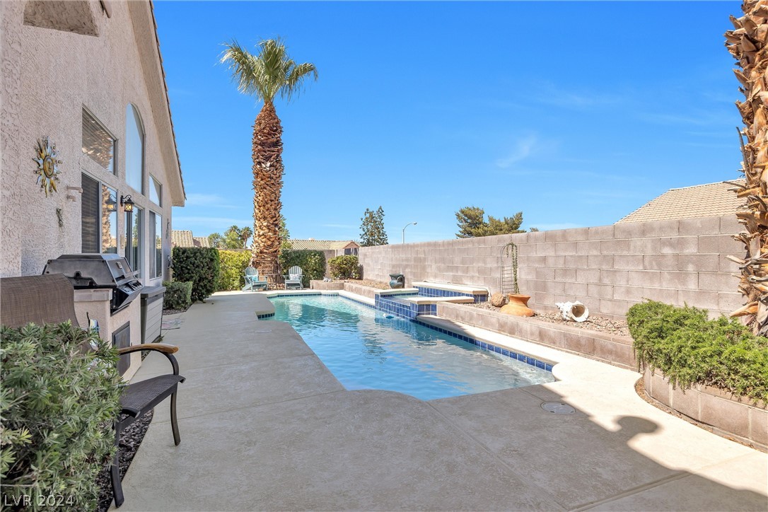 322 Francisco Street