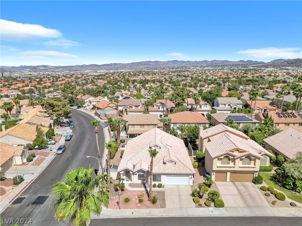 322 Francisco Street