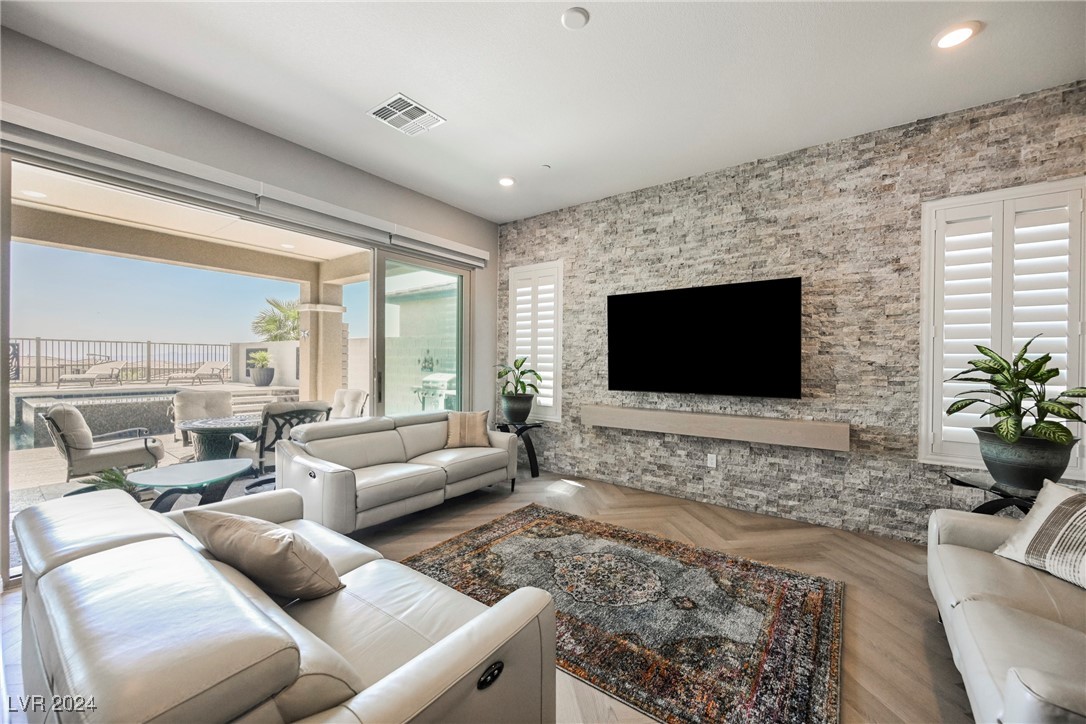 172 Springbough Lane