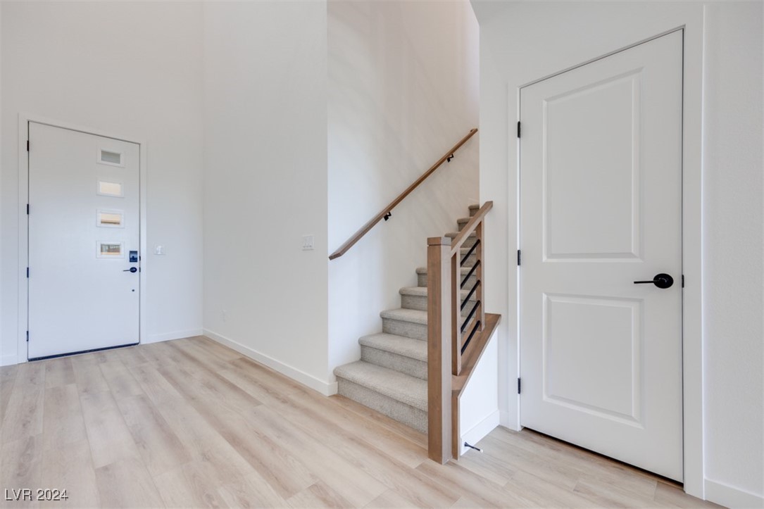 11911 Vector Ray Avenue