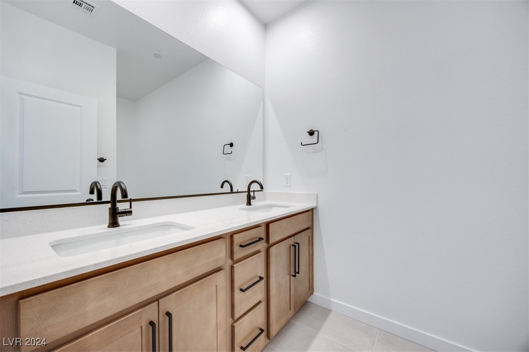 11911 Vector Ray Avenue