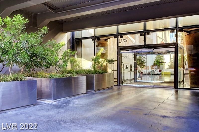 3722 Las Vegas Boulevard 1205