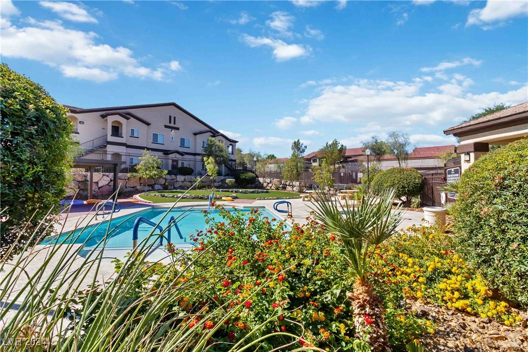 2291 West Horizon Ridge Parkway 4121