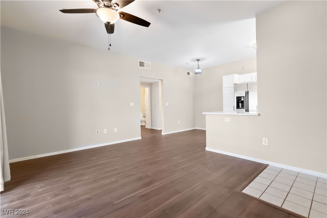 2291 West Horizon Ridge Parkway 4121