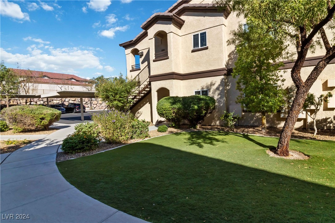 2291 West Horizon Ridge Parkway 4121