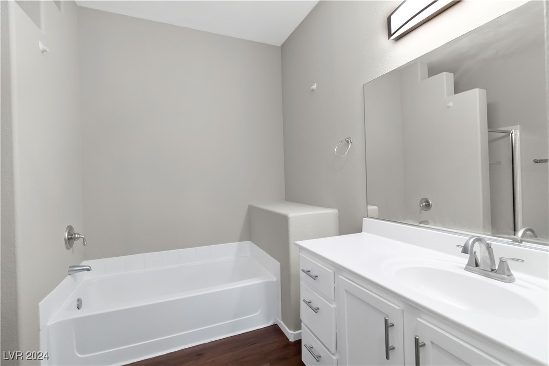 2291 West Horizon Ridge Parkway 4121