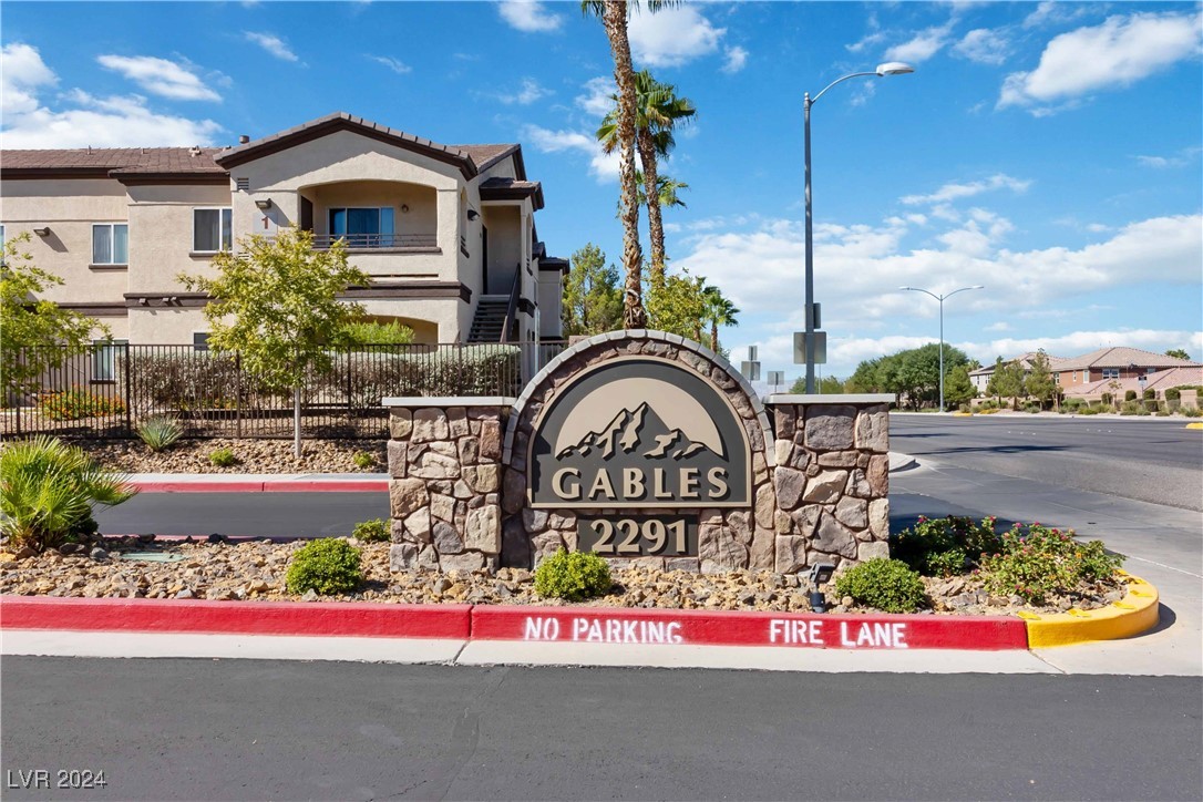 2291 West Horizon Ridge Parkway 4121