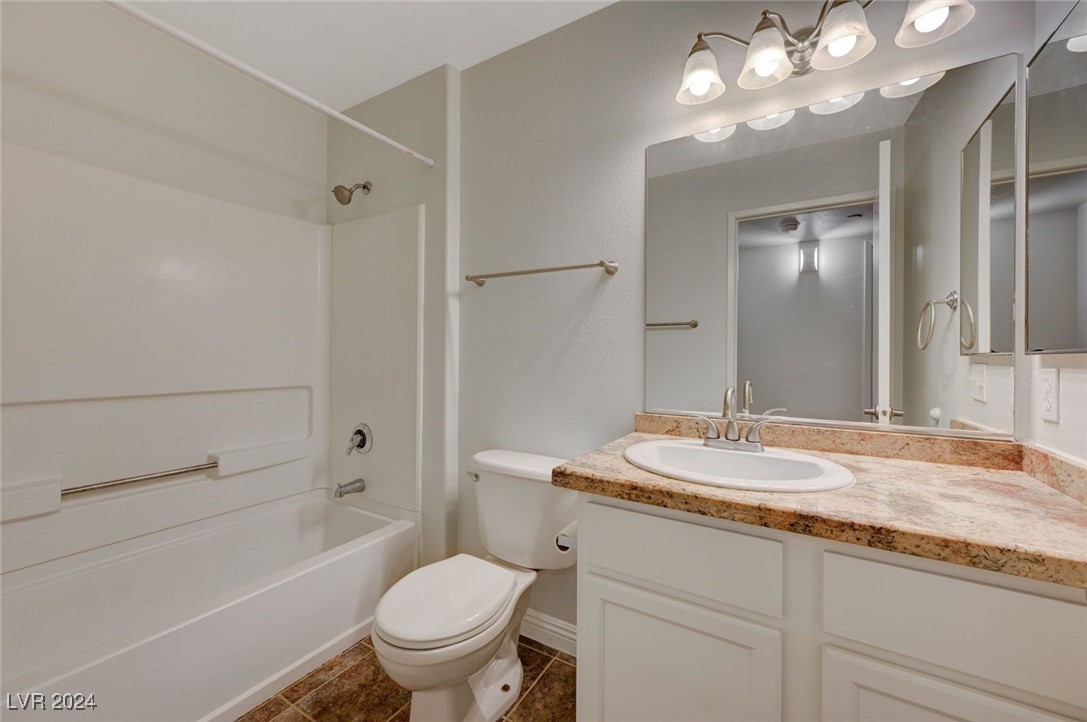 950 Seven Hills Drive 1021