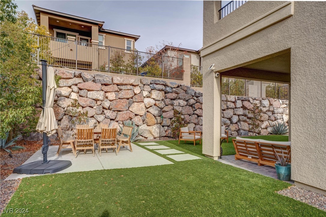 12404 Liberty Beacon Avenue