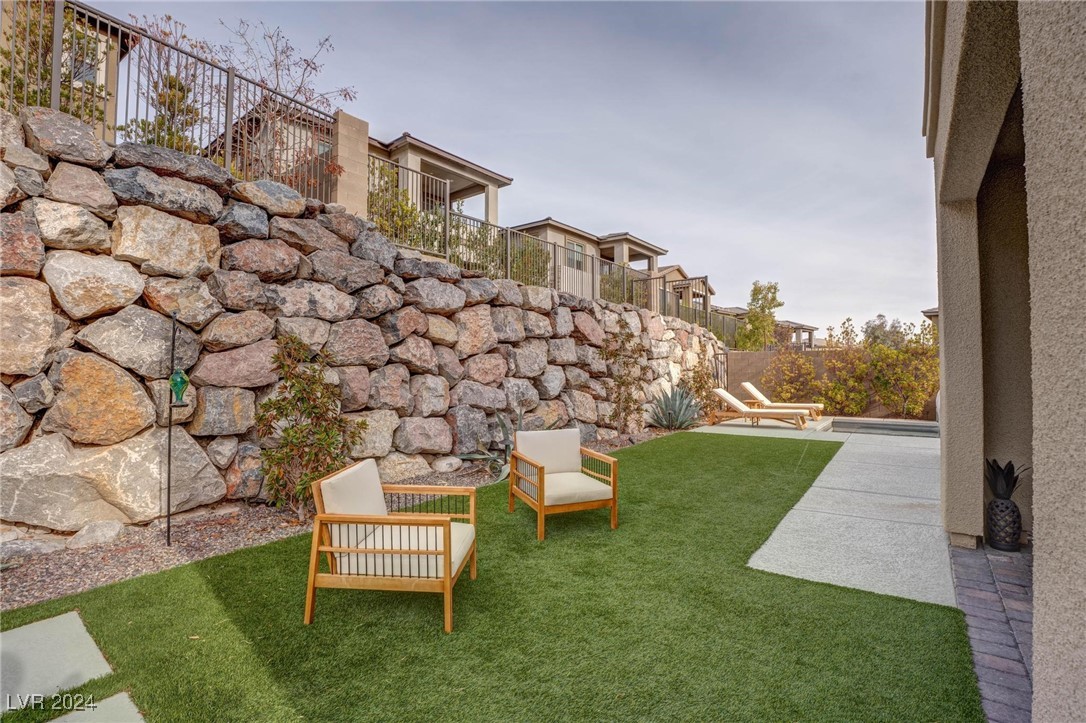 12404 Liberty Beacon Avenue