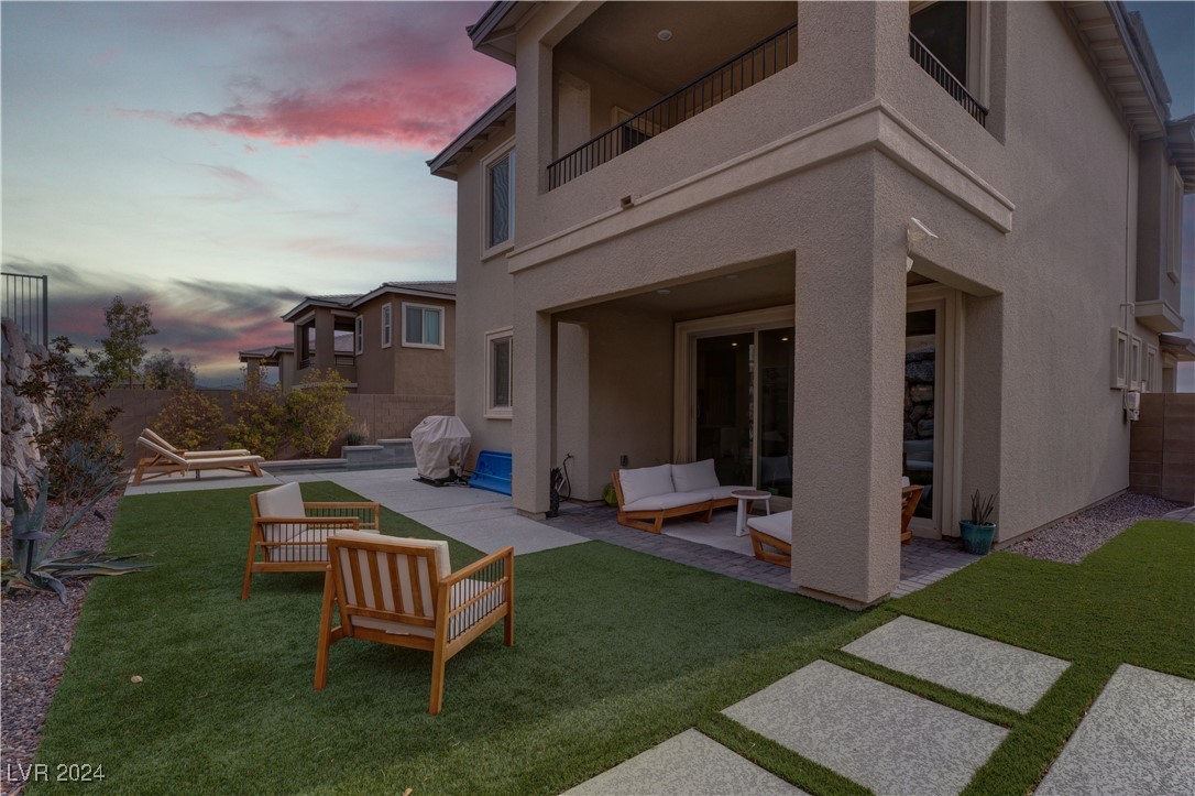 12404 Liberty Beacon Avenue