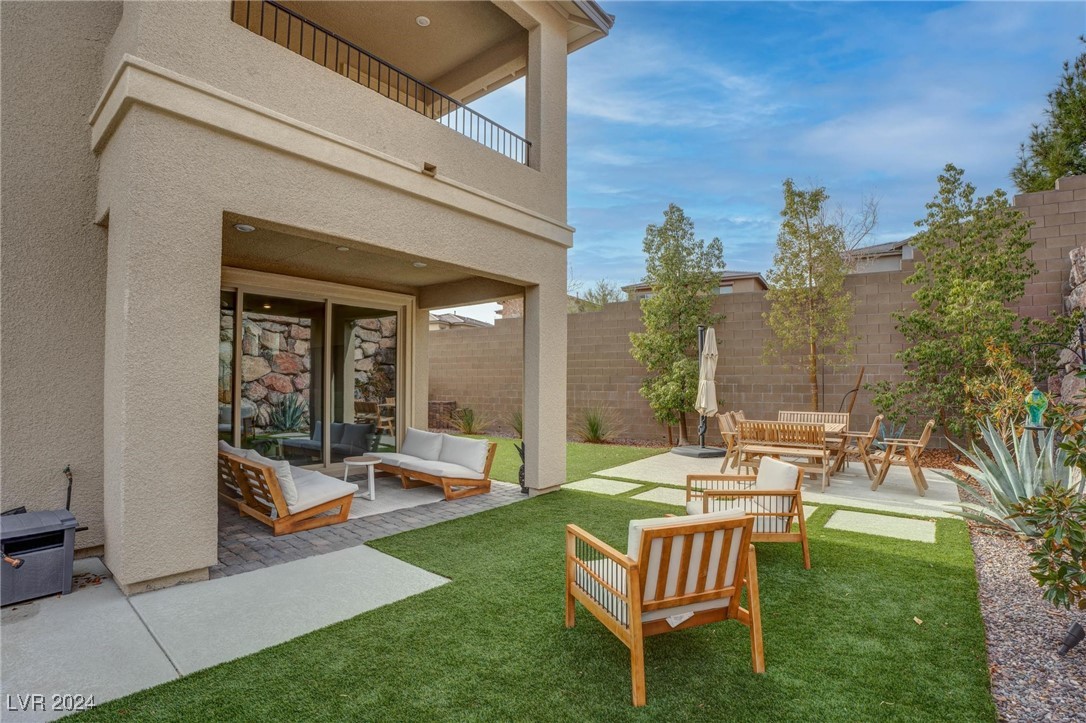 12404 Liberty Beacon Avenue