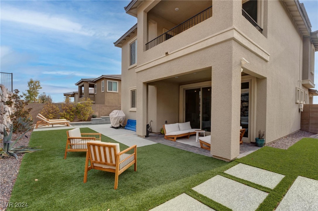 12404 Liberty Beacon Avenue