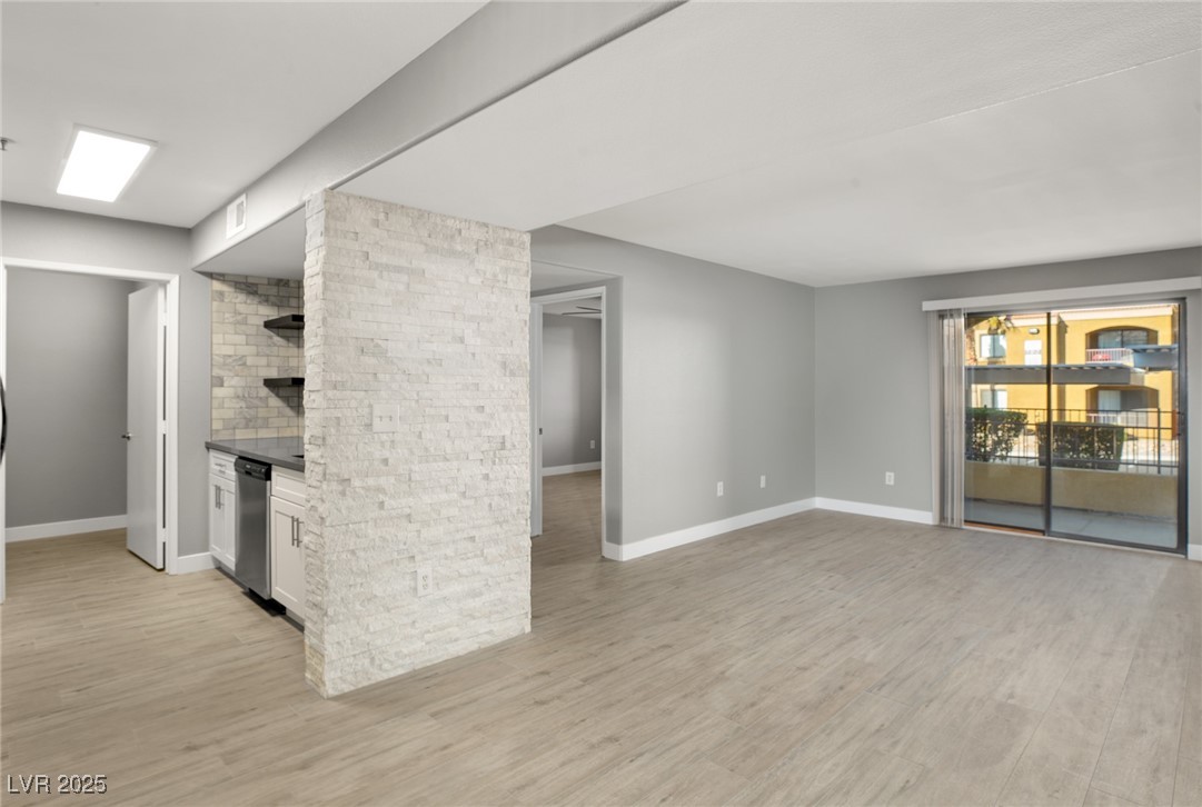 950 SEVEN HILLS Drive 713