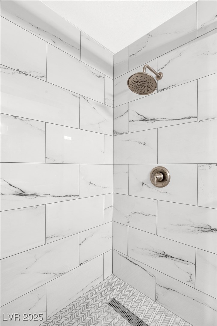 950 SEVEN HILLS Drive 713