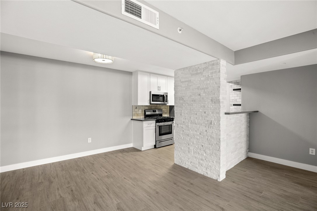 950 SEVEN HILLS Drive 713