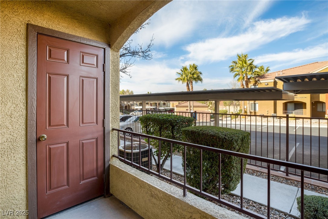 950 SEVEN HILLS Drive 713