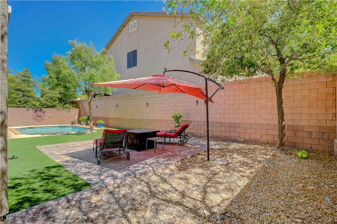 10135 Amana Oaks Avenue