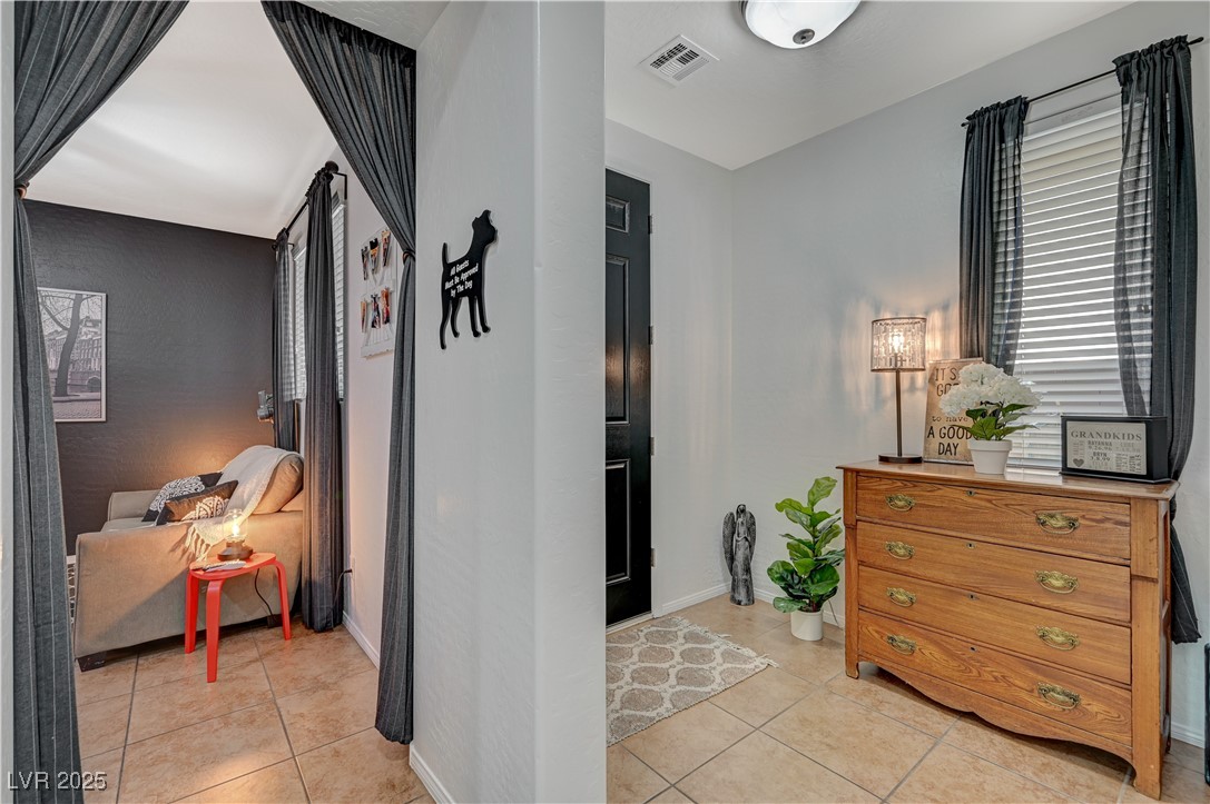 10135 Amana Oaks Avenue