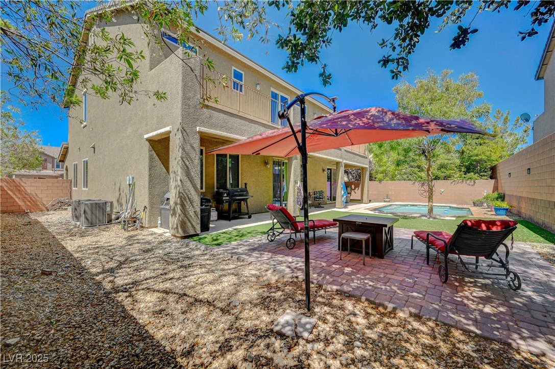 10135 Amana Oaks Avenue