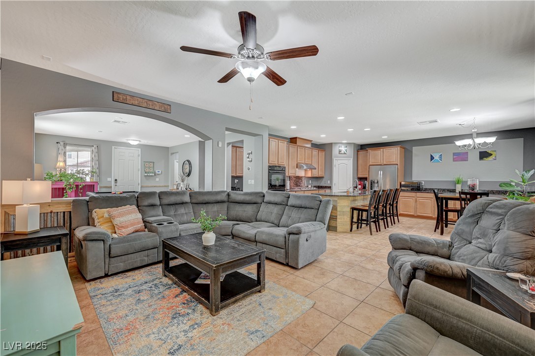 10135 Amana Oaks Avenue