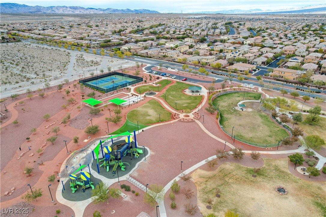 10135 Amana Oaks Avenue