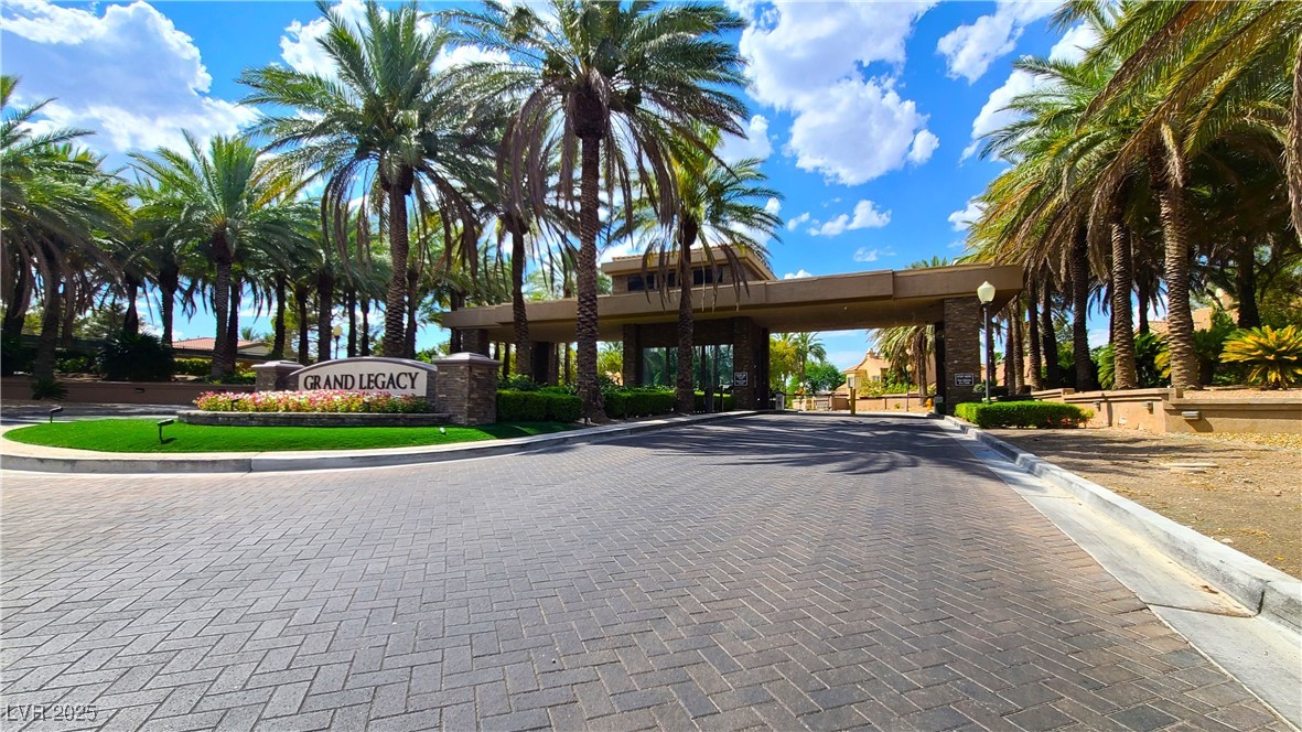 150 Wentworth Drive