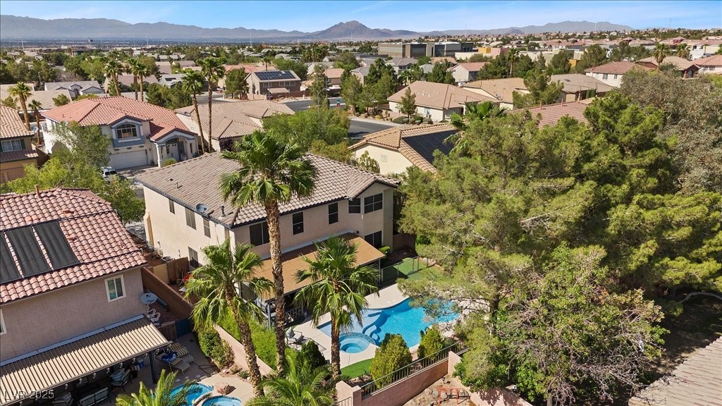 2717 Cool Lilac Avenue