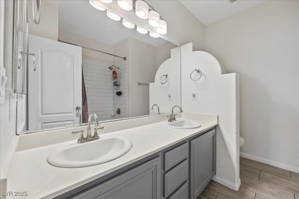 2717 Cool Lilac Avenue