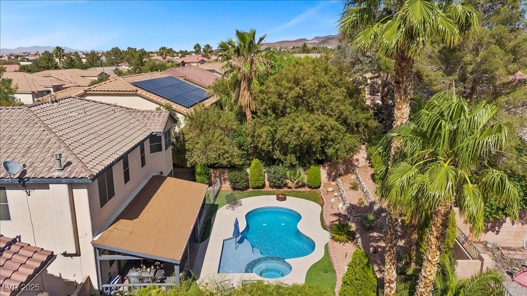 2717 Cool Lilac Avenue