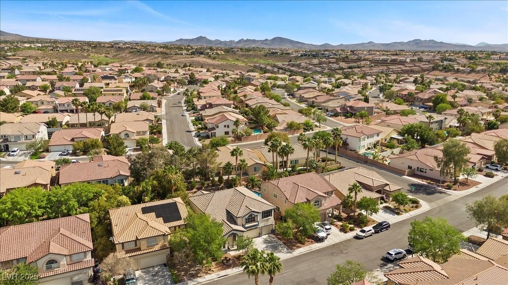 2717 Cool Lilac Avenue