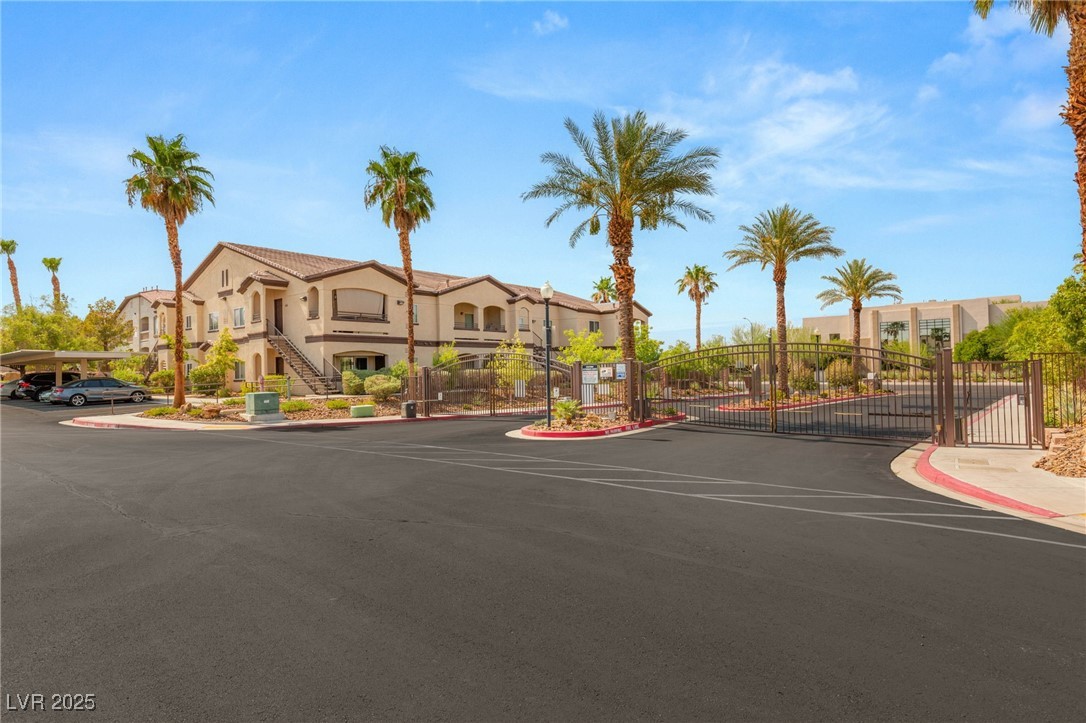 2291 West Horizon Ridge Parkway 8248