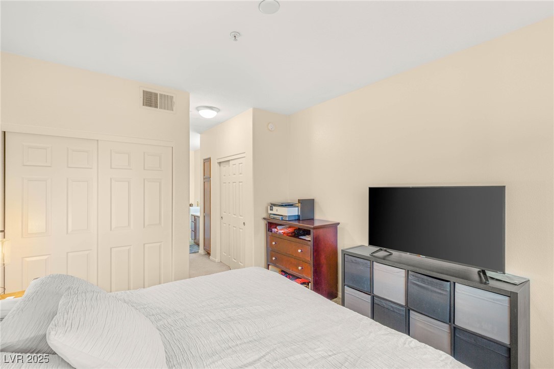 2291 West Horizon Ridge Parkway 8248