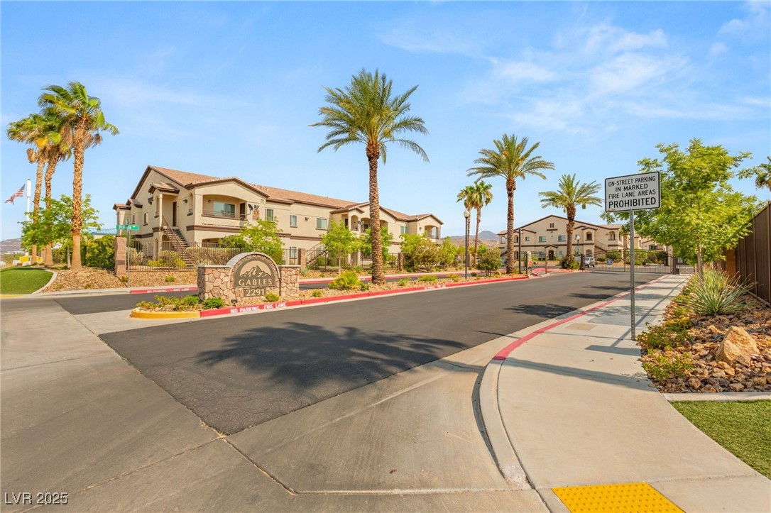 2291 West Horizon Ridge Parkway 8248