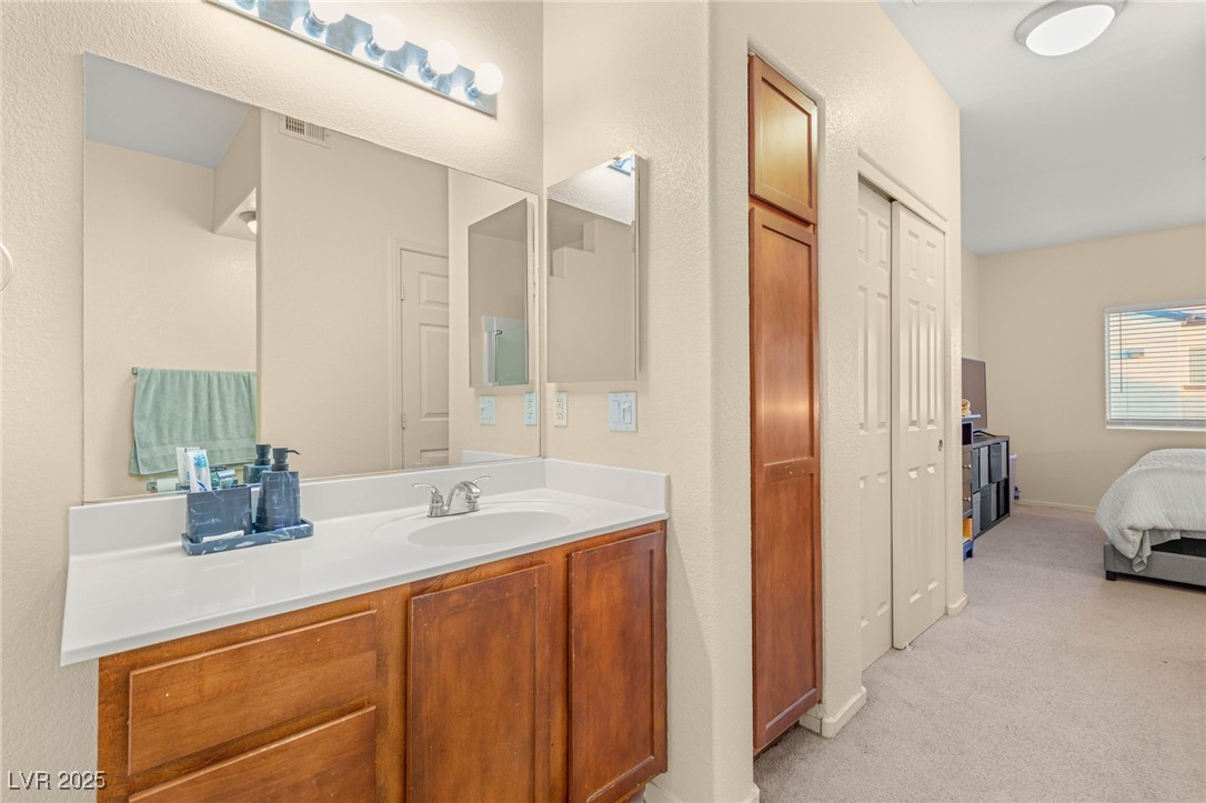 2291 West Horizon Ridge Parkway 8248