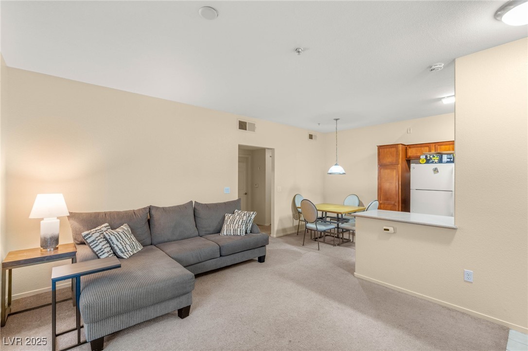 2291 West Horizon Ridge Parkway 8248