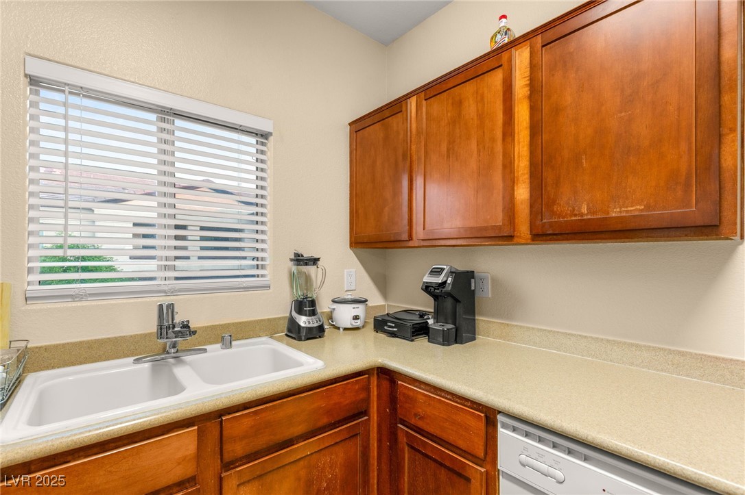 2291 West Horizon Ridge Parkway 8248