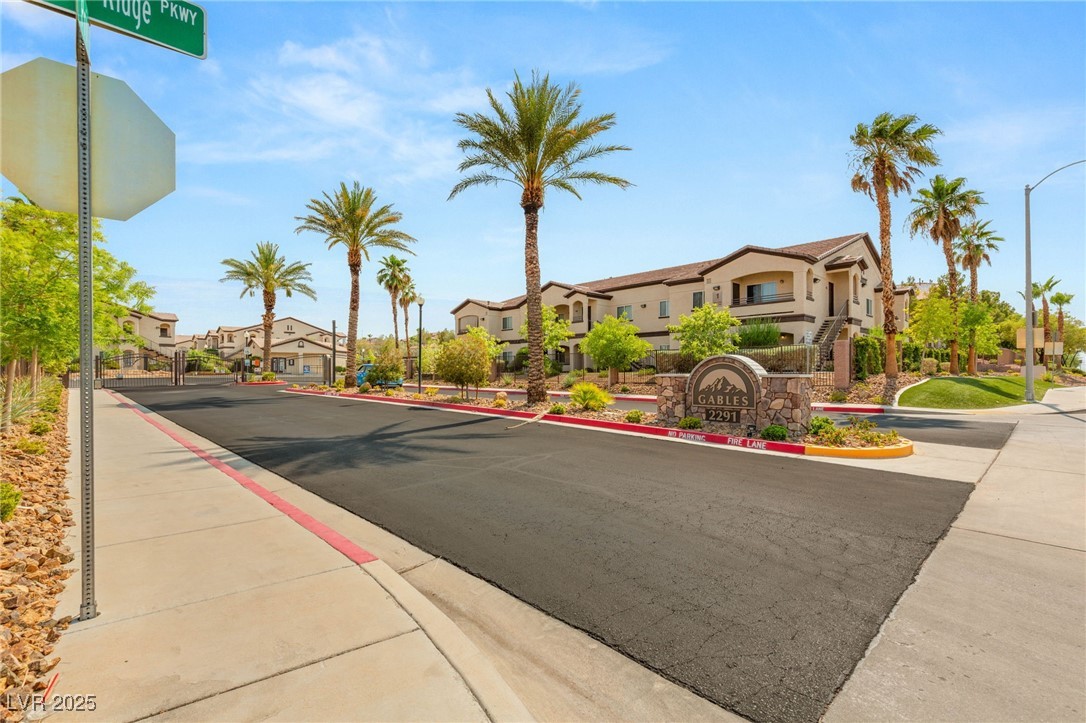 2291 West Horizon Ridge Parkway 8248