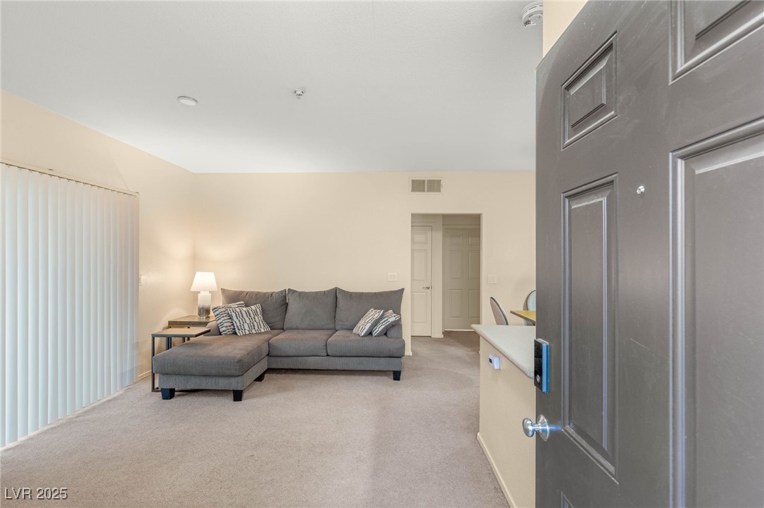 2291 West Horizon Ridge Parkway 8248